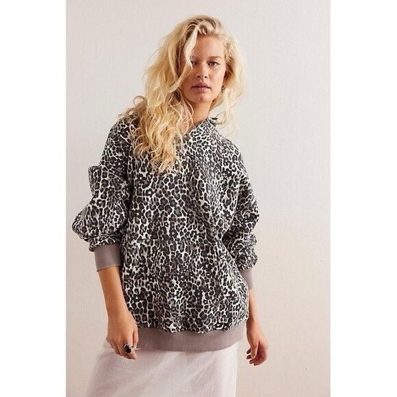 Free People Tops - Free People “it’s a vibe” oversized leopard hoodie